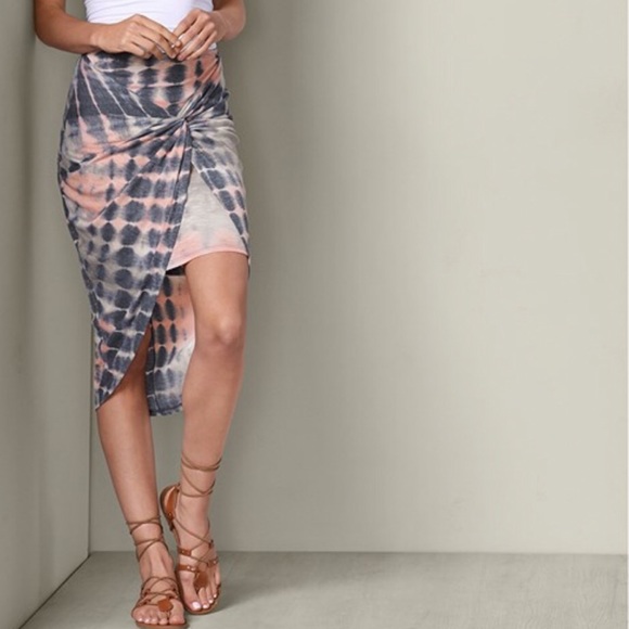 🌺 NWT RUE21 BLK SIDE SLIT SKIRT - Picture 6 of 6